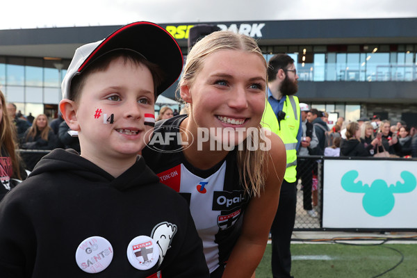 AFLW 2025 Round 01 - St Kilda v Adelaide - A-61512257