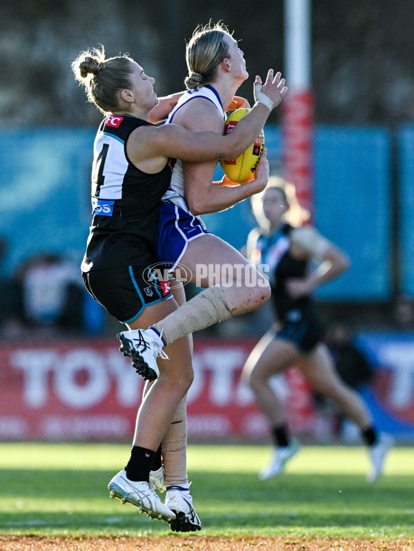 AFLW 2025 Round 01 - Port Adelaide v Fremantle - A-61512270