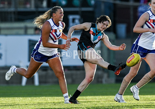 AFLW 2025 Round 01 - Port Adelaide v Fremantle - A-61512328