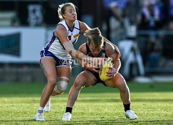 AFLW 2025 Round 01 - Port Adelaide v Fremantle - A-61513520