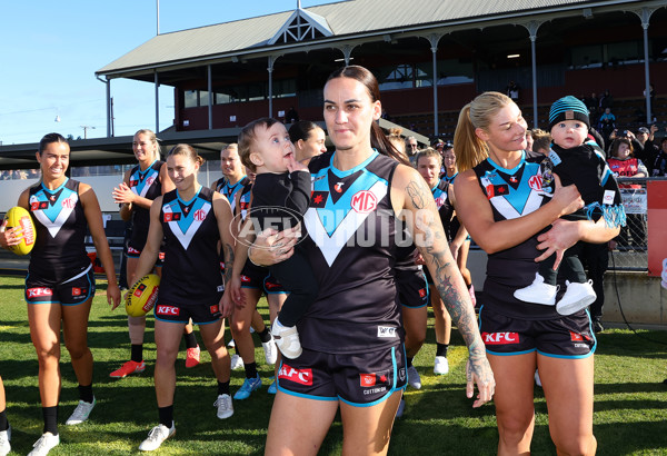 AFLW 2025 Round 01 - Port Adelaide v Fremantle - A-61513527