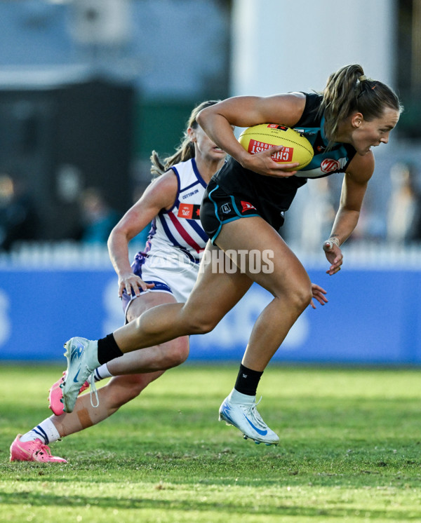 AFLW 2025 Round 01 - Port Adelaide v Fremantle - A-61513530