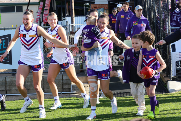 AFLW 2025 Round 01 - Port Adelaide v Fremantle - A-61513533