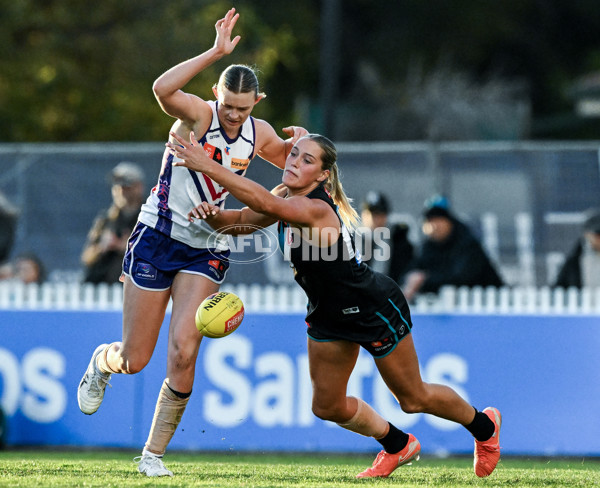 AFLW 2025 Round 01 - Port Adelaide v Fremantle - A-61513535