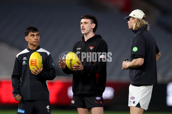 AFL 2025 Round 24 - Essendon v Carlton - A-61621104