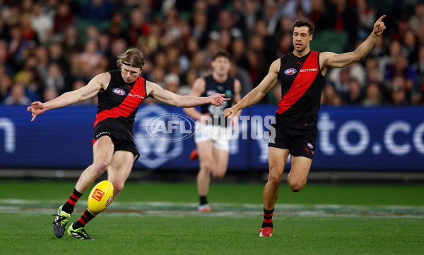 AFL 2025 Round 24 - Essendon v Carlton - A-61623213