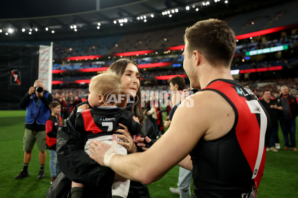 AFL 2025 Round 24 - Essendon v Carlton - A-61624056