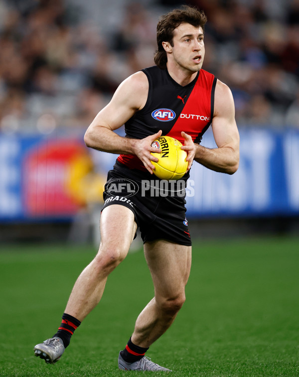 AFL 2025 Round 24 - Essendon v Carlton - A-61624073
