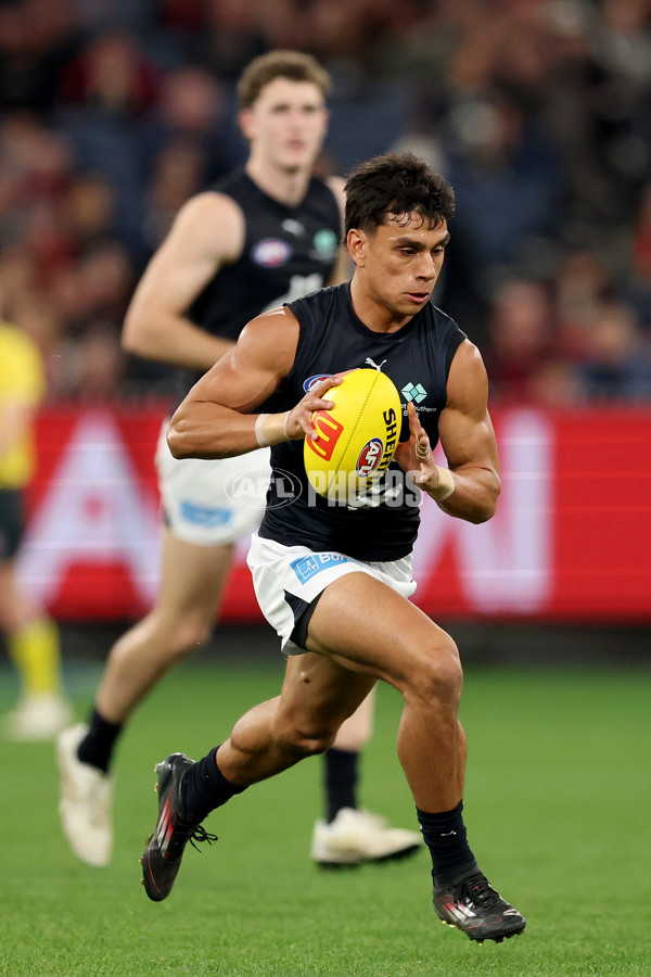 AFL 2025 Round 24 - Essendon v Carlton - A-61624082