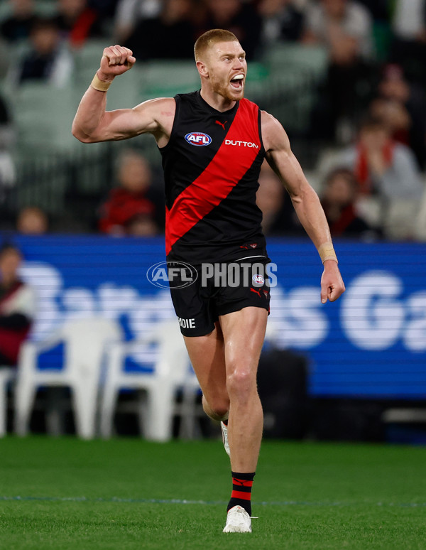 AFL 2025 Round 24 - Essendon v Carlton - A-61624094