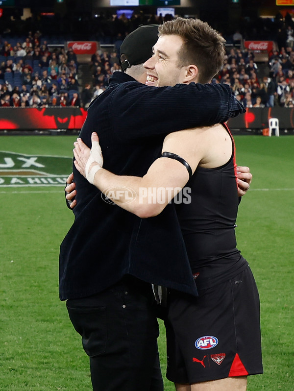 AFL 2025 Round 24 - Essendon v Carlton - A-61624138