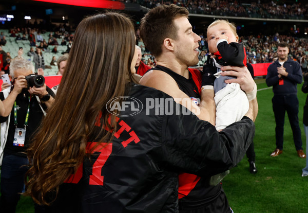 AFL 2025 Round 24 - Essendon v Carlton - A-61626288
