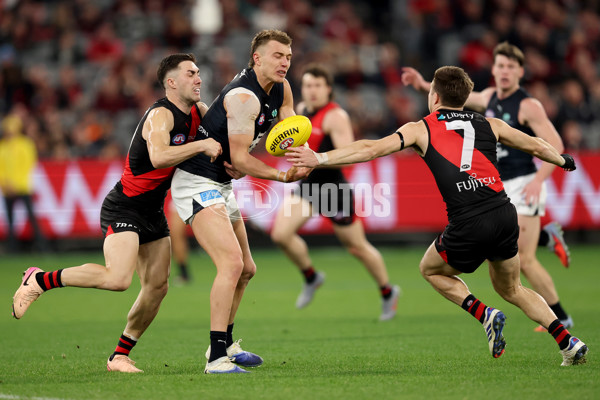 AFL 2025 Round 24 - Essendon v Carlton - A-61626307