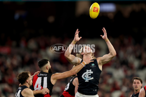 AFL 2025 Round 24 - Essendon v Carlton - A-61626324