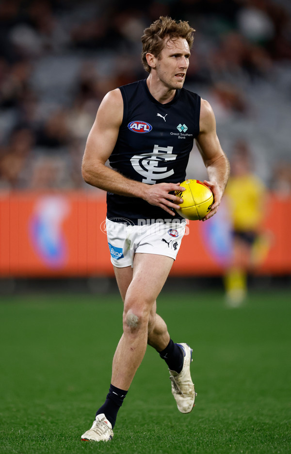 AFL 2025 Round 24 - Essendon v Carlton - A-61626332