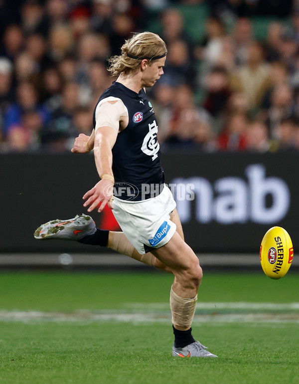 AFL 2025 Round 24 - Essendon v Carlton - A-61626641