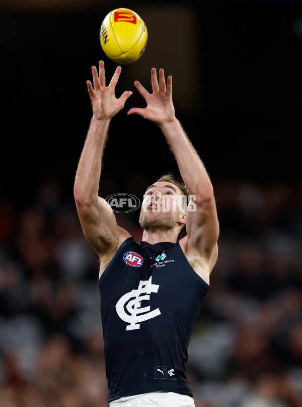 AFL 2025 Round 24 - Essendon v Carlton - A-61628920