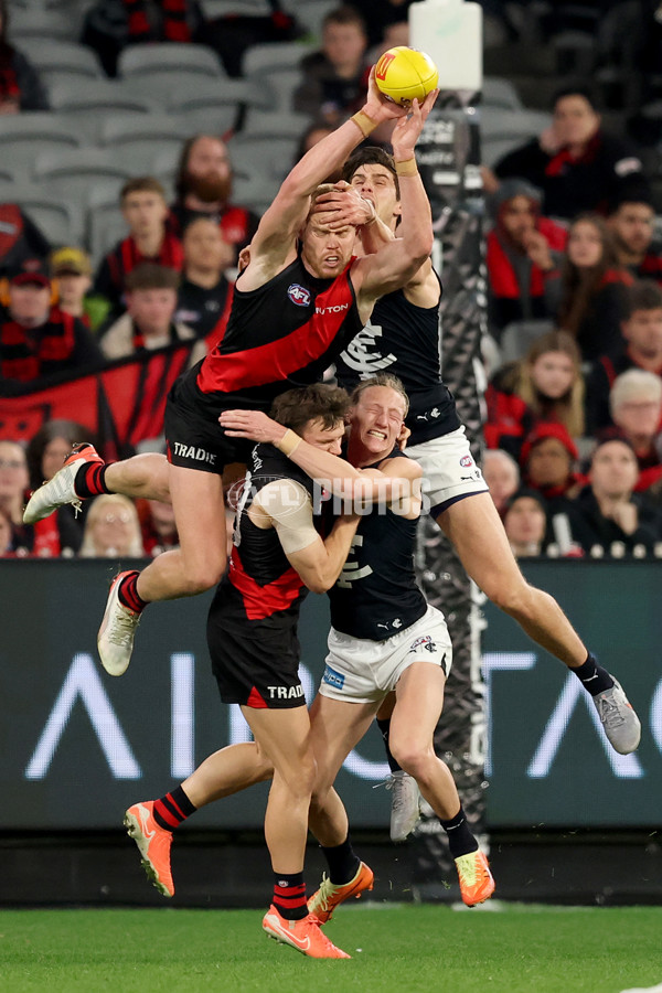 AFL 2025 Round 24 - Essendon v Carlton - A-61628963