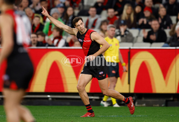 AFL 2025 Round 24 - Essendon v Carlton - A-61629292