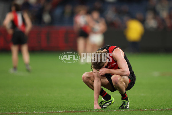 AFL 2025 Round 24 - Essendon v Carlton - A-61631447