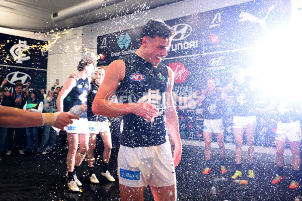 AFL 2025 Round 24 - Essendon v Carlton - A-61631460