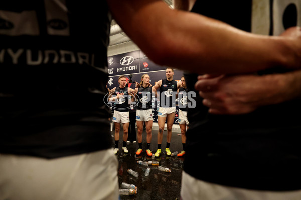 AFL 2025 Round 24 - Essendon v Carlton - A-61631462