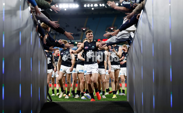 AFL 2025 Round 24 - Essendon v Carlton - A-61631485