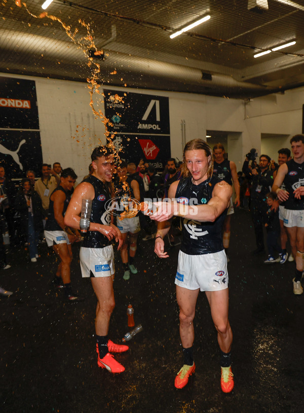 AFL 2025 Round 24 - Essendon v Carlton - A-61632144