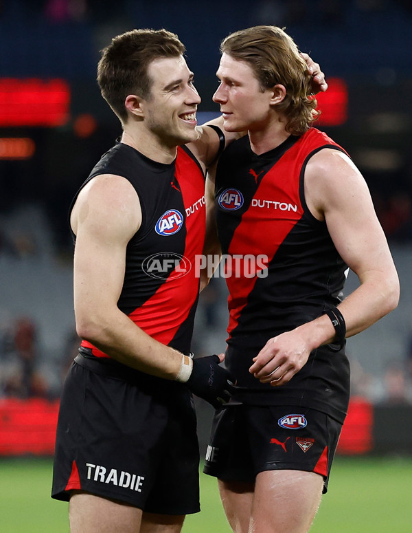 AFL 2025 Round 24 - Essendon v Carlton - A-61633947
