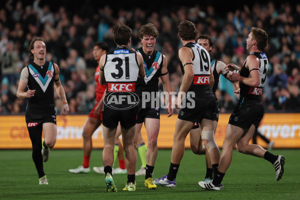 AFL 2025 Round 24 - Port Adelaide v Gold Coast - A-61644186
