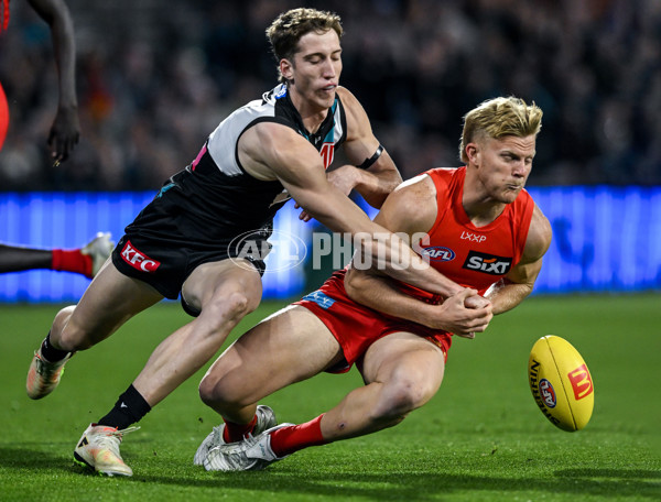 AFL 2025 Round 24 - Port Adelaide v Gold Coast - A-61644751