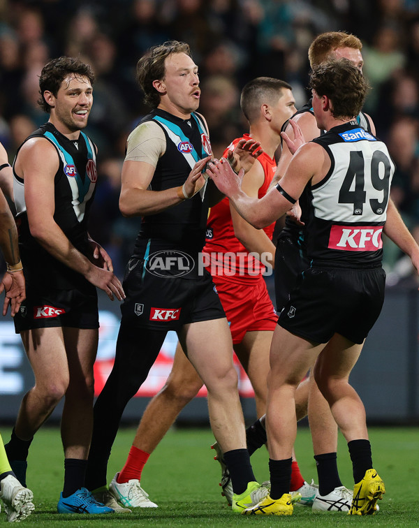AFL 2025 Round 24 - Port Adelaide v Gold Coast - A-61646918