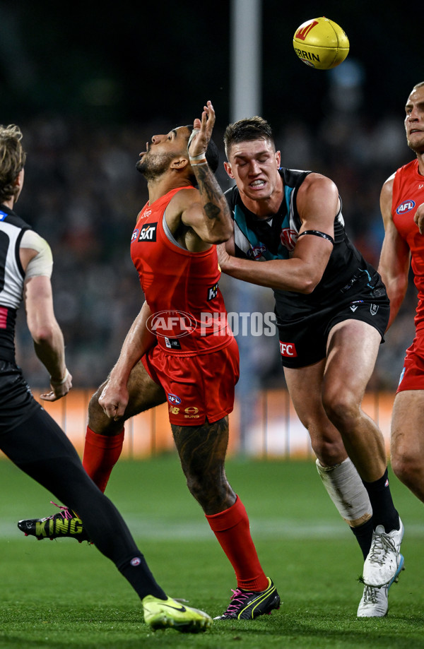 AFL 2025 Round 24 - Port Adelaide v Gold Coast - A-61647554