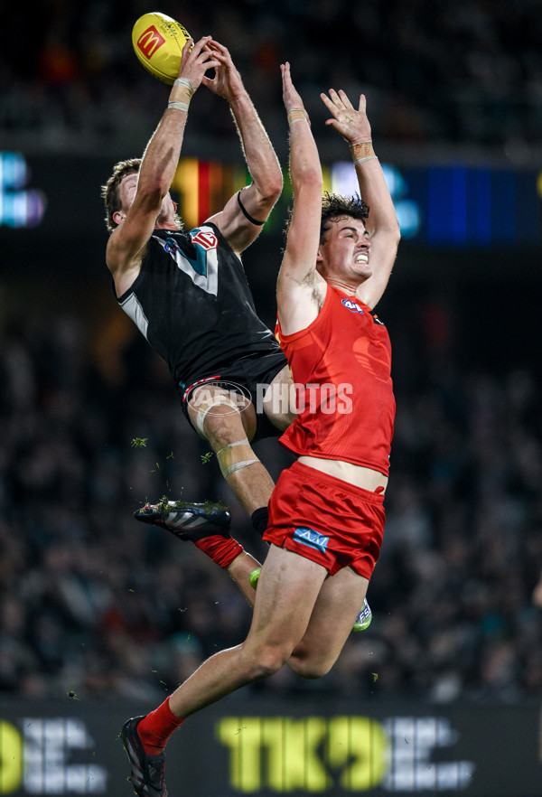 AFL 2025 Round 24 - Port Adelaide v Gold Coast - A-61655086