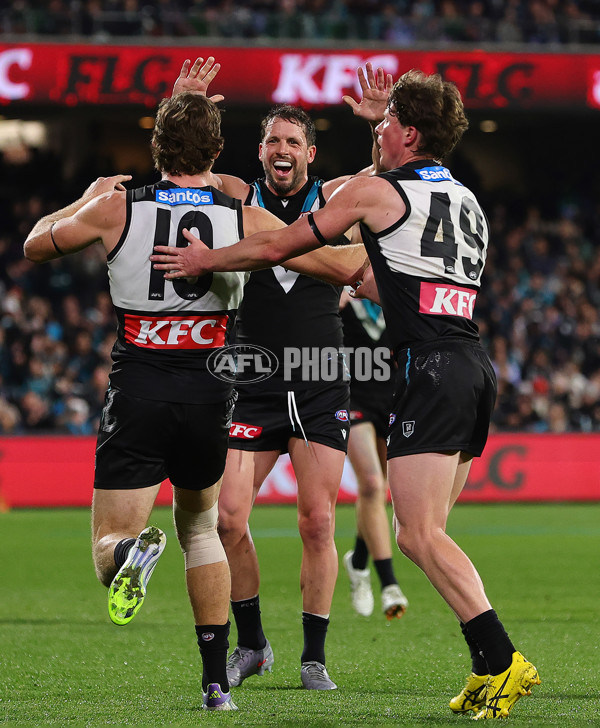 AFL 2025 Round 24 - Port Adelaide v Gold Coast - A-61655122