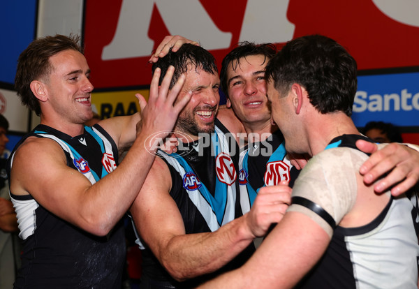 AFL 2025 Round 24 - Port Adelaide v Gold Coast - A-61660419