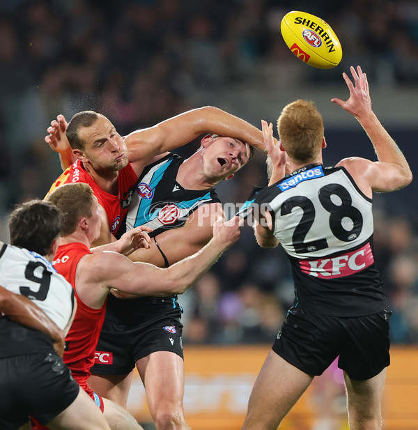 AFL 2025 Round 24 - Port Adelaide v Gold Coast - A-61660490