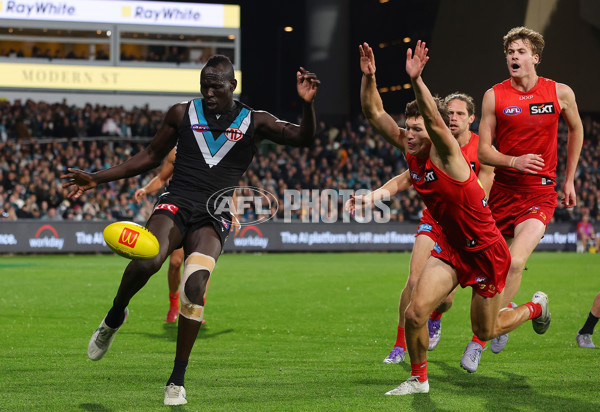 AFL 2025 Round 24 - Port Adelaide v Gold Coast - A-61662829
