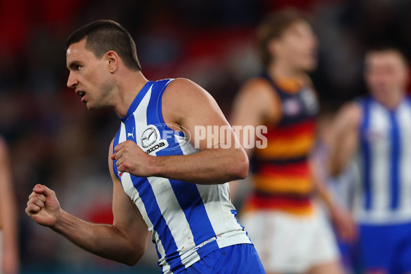 AFL 2025 Round 24 - North Melbourne v Adelaide - A-61680061