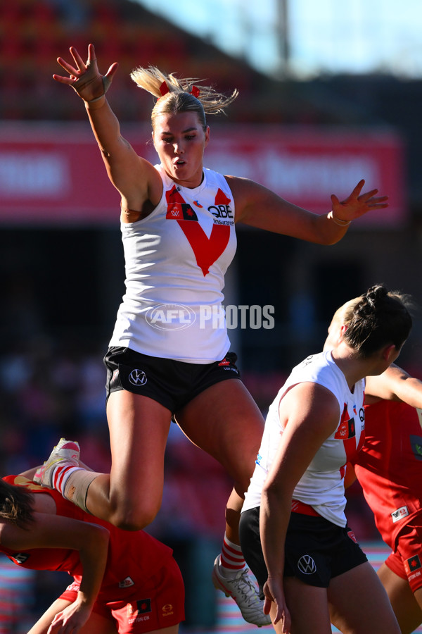 AFLW 2025 Round 02 - Gold Coast v Sydney - A-61680069