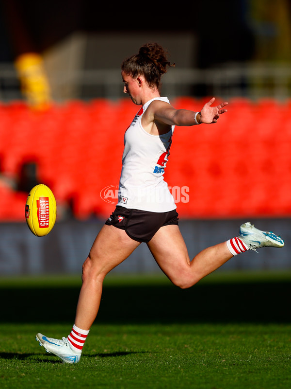 AFLW 2025 Round 02 - Gold Coast v Sydney - A-61682770
