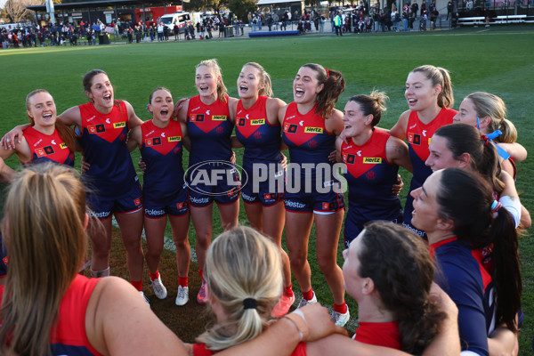 AFLW 2025 Round 02 - Melbourne v St Kilda - A-61685738