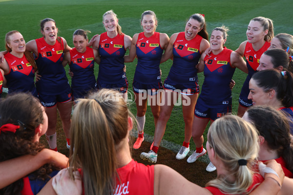 AFLW 2025 Round 02 - Melbourne v St Kilda - A-61685743
