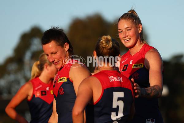 AFLW 2025 Round 02 - Melbourne v St Kilda - A-61685747