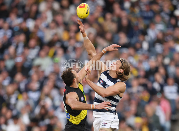 AFL 2025 Round 24 - Richmond v Geelong - A-61687426