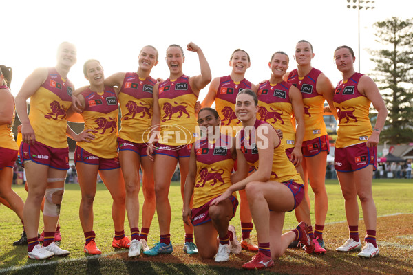 AFLW 2025 Round 02 - Fremantle v Brisbane - A-61694314