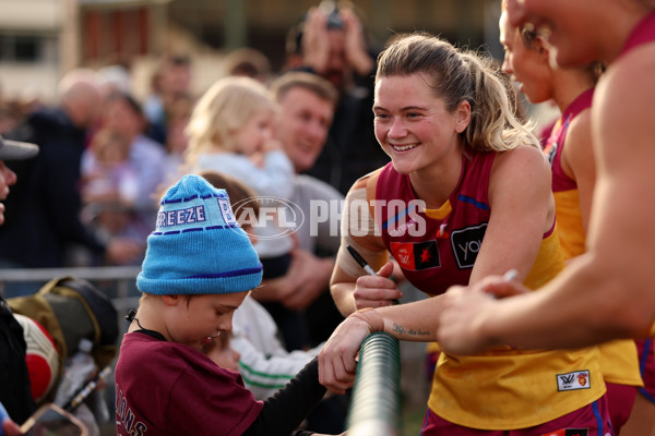 AFLW 2025 Round 02 - Fremantle v Brisbane - A-61695693