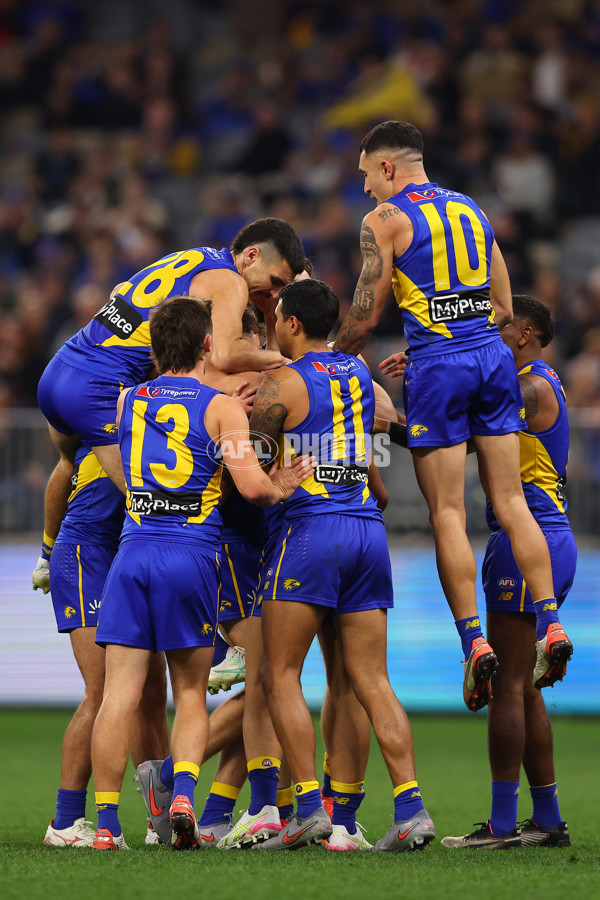 AFL 2025 Round 24 - West Coast v Sydney - A-61700057