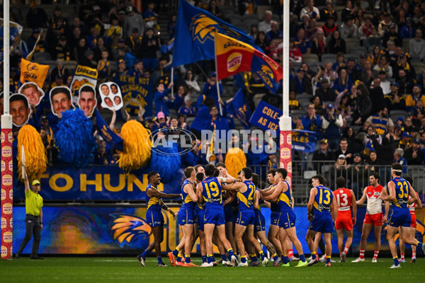 AFL 2025 Round 24 - West Coast v Sydney - A-61701107