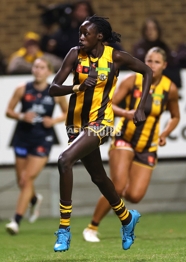 AFLW 2025 Round 02 - Hawthorn v Carlton - A-61706435